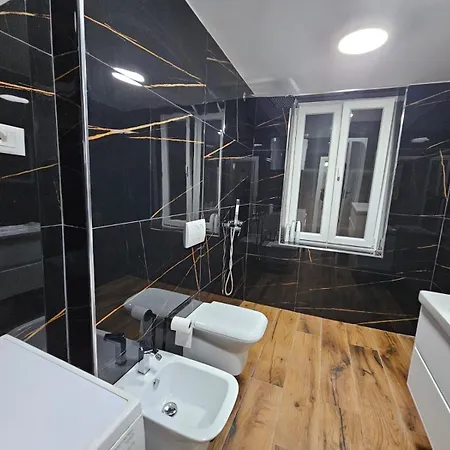 Elois Luxury * Tirana